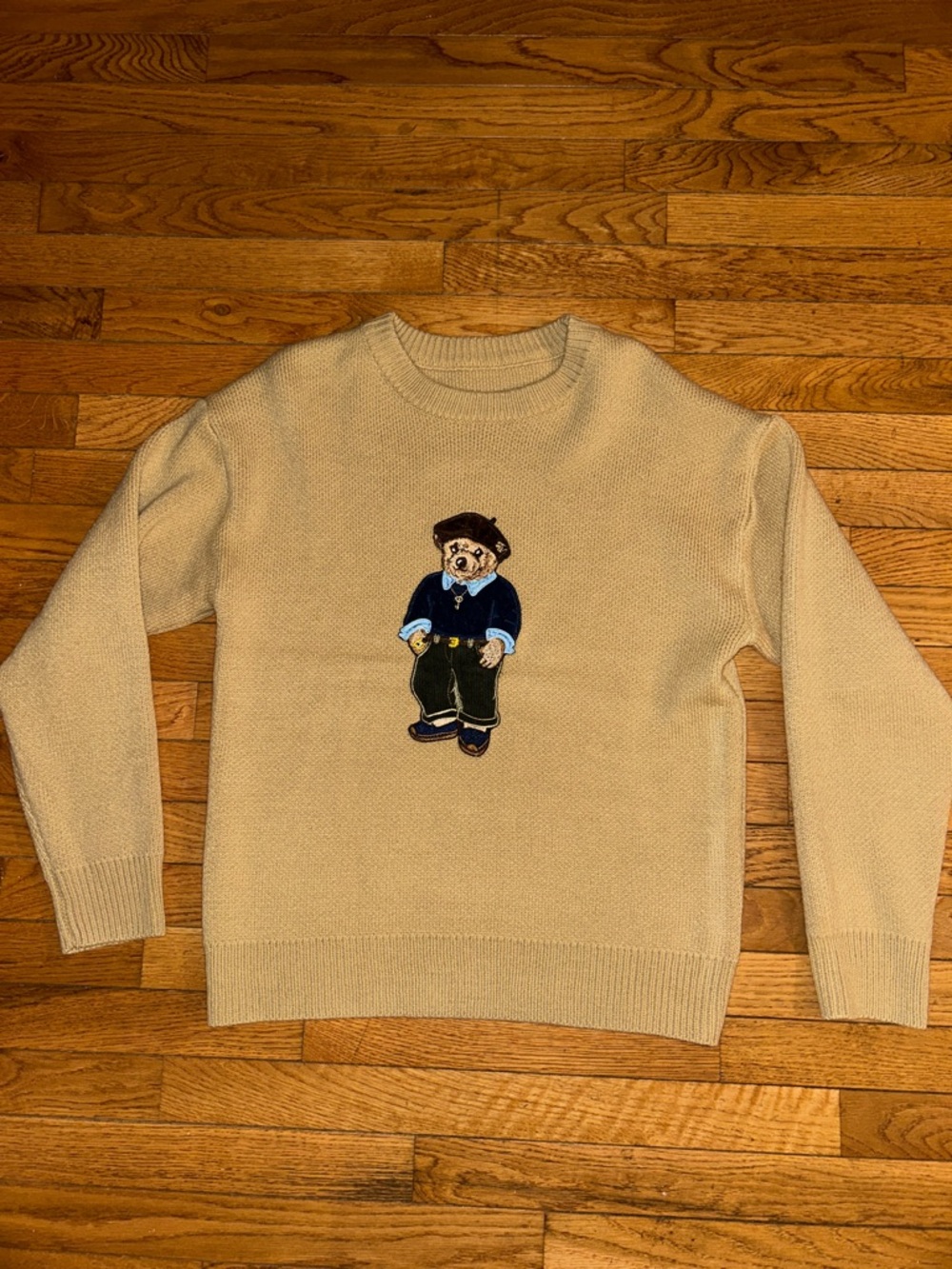 Men's sz S Beige Crewneck Sweater with Embroidered Bear
